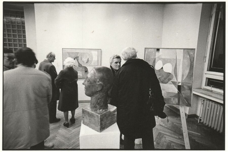 Uprostřed Jan Beran